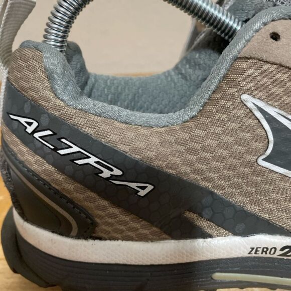 Altra Lone Peak 2.0 Low Trail-Running Shoes  Tan Brown lace Women's Sz 10.5 - Picture 2 of 8